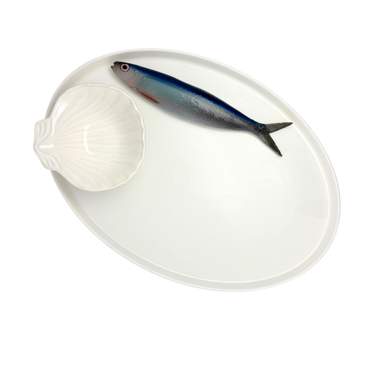 Haring/Alaccia Borrelbord met schelp dipbakje - Ovaal wit serveerbord 38x27cm
