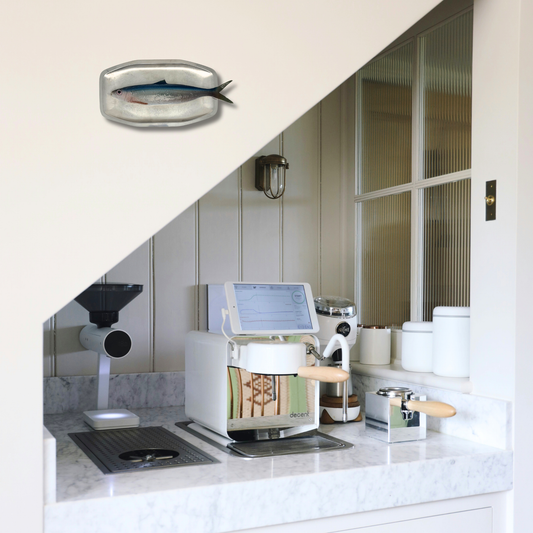 Alaccia/Haring op vintage roestvrij staal langwerpig bord, 23X13cm