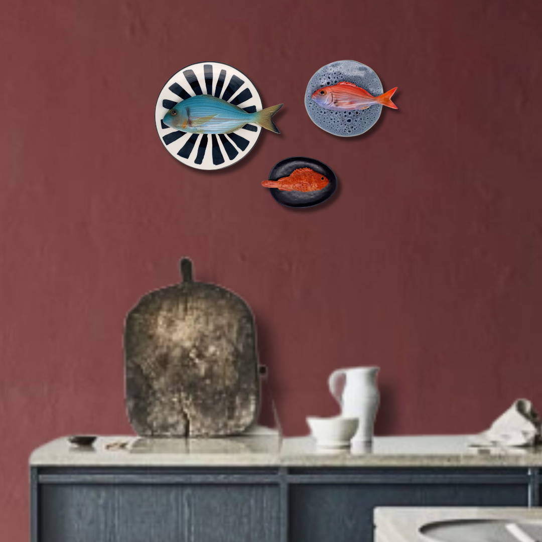 Orata medio op bord met zwart/wit decoratie, 20cm rond