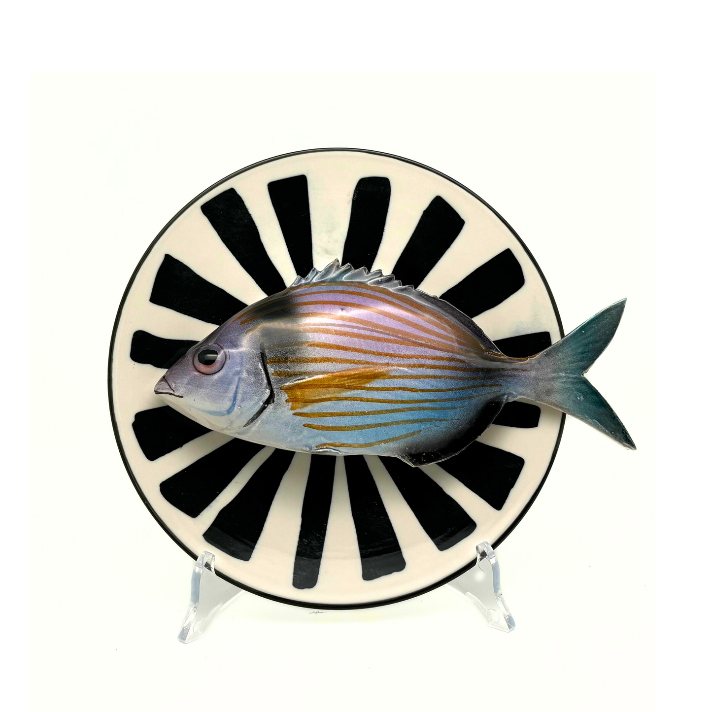 Viatora op bord met zwart/wit decoratie, 20 cm rond