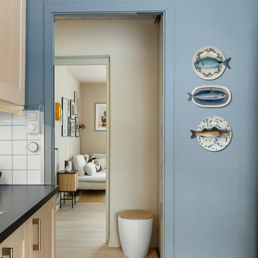 Occhiata op wit met blauwe details op decoratief bord, 21cm