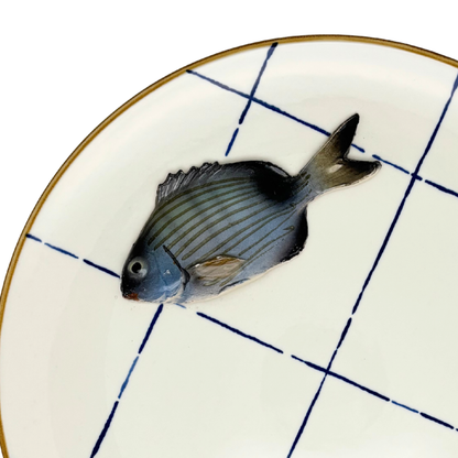 Serveer/borrelbord wit met blauwe ruit met sarago piccolo, 27cm rond