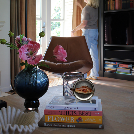 Scorfano Marrone op antiek zilver bord, 13.5 cm rond