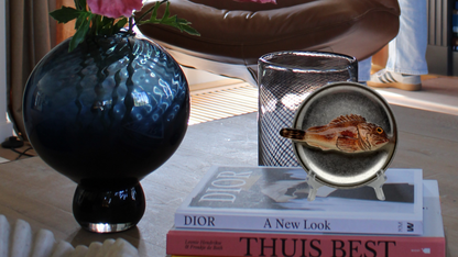 Scorfano Marrone op antiek zilver bord, 13.5 cm rond