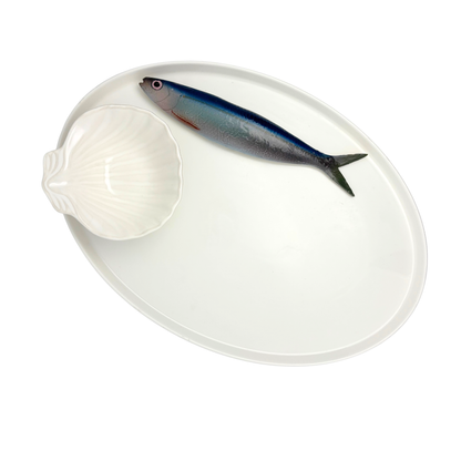 Haring/Alaccia Borrelbord met schelp dipbakje - Ovaal wit serveerbord 38x27cm