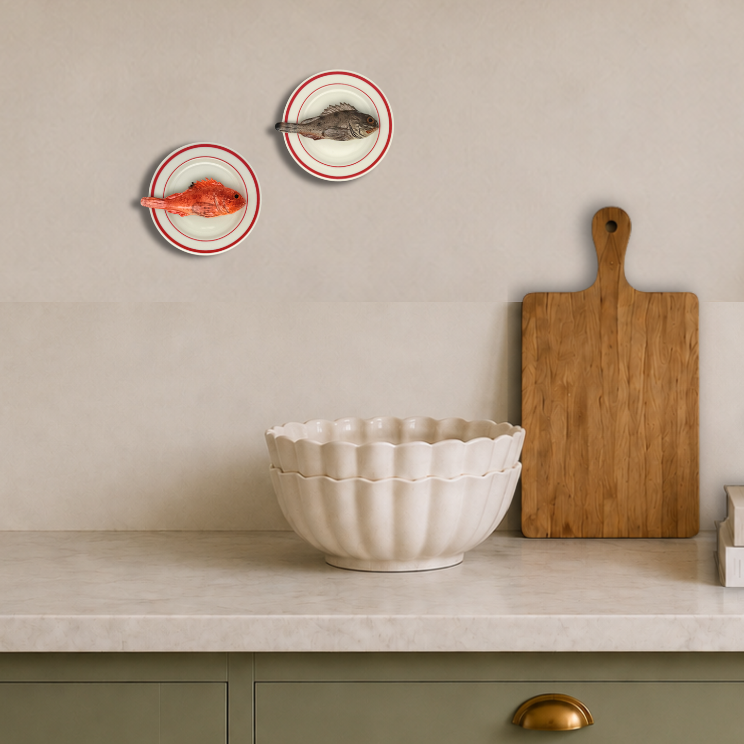 Scorfano op wit bord met dubbele rode rand, bord 15 cm