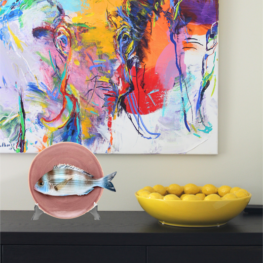 Tanuta op lila/aubergine kleur bord, 22 cm rond