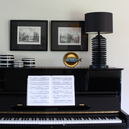 Marmora op antiek goud bord, 20 cm rond