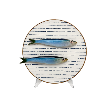 Sardines op blauw gestreept bord,  22cm rond