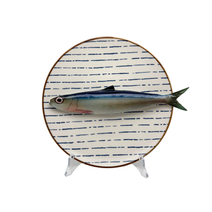 Alaccia/Haring op blauw gestreept bord,  22cm rond