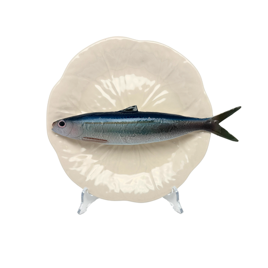 Alaccia/Haring op een créme bladvormig bord, 20 cm